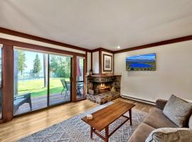 TML 04 - Beautiful 1 BR Condo in Tahoe City，位于塔霍城的酒店