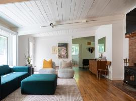 Gunn Brook Mountain House，位于Cornwall的酒店