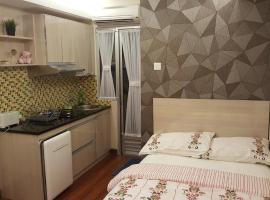 Papilukas Room Kalibata City - Studio Silver，位于雅加达的酒店