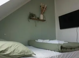 Zentrale & frisch renovierte Unterkunft am Bahnhof