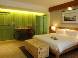 Nandha Hotel 