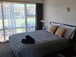 Cherry Grove Motel