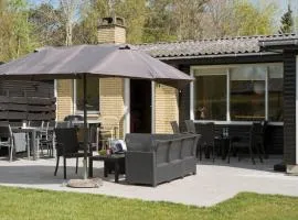 K20086-Store-Fuglede-Aengsvej-10