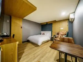 Bulgwang 3S Hotel