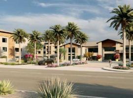 Luxury Resort Style 2Bedroom 2Bath Desert Oasis Desert Ridge，位于凤凰城的酒店