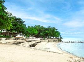 Savoy Hotel Mactan Cebu near Newtown Beach，位于麦克坦的酒店