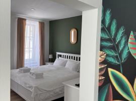 SKOL apartments，位于采列的酒店