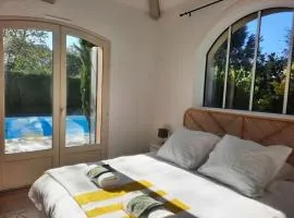 282 - au petit baigneur