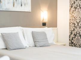 HOTEL CONTI，位于圣毛罗马尔的酒店