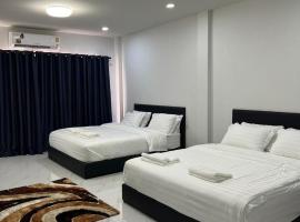 ADNA Family Room near Dannok 1 Mins to Lotus Sadao，位于Ban Nam Le的酒店