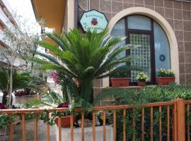 Albergo La Coccinella，位于拉韦洛的酒店