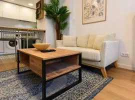 Modern studio with a private terrace Madrid Temporal FUE503