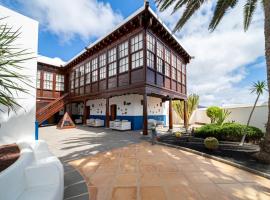 La Casona de Yaiza I Hotel Emblematico，位于亚伊萨的酒店