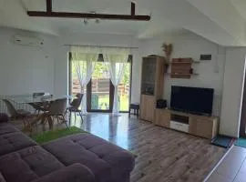 Jardin Maison - Therme- self access