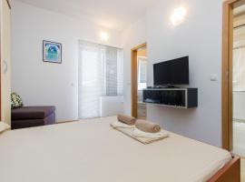 Apartments Zoran，位于皮罗瓦茨的酒店