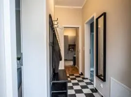 003 - Monument - 1 bedroom - 2 beds - large living dining room