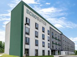 ECHO Suites Extended Stay By Wyndham Naples，位于那不勒斯的酒店