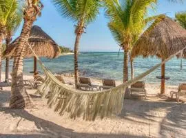 Beachfront Soliman Bay Villas for big groups