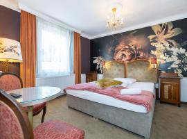 Corso, Zimmer & Cafe, Hotel Garni，位于Pressbaum的酒店