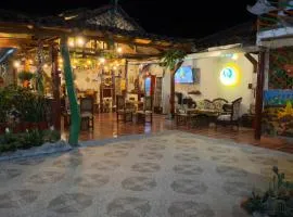 La Liliana Hostal - Gastrobar