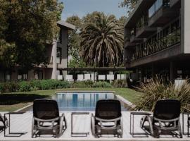 La Urumpta Hotel, AKEN MIND，位于里奥夸尔托的酒店