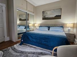 King Comfort Retreat，位于彼得伯勒的酒店