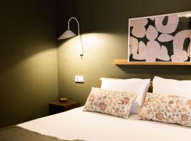 Ruby Hostel, Kutaisi - Private & Shared Rooms，位于库塔伊西的青旅