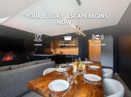 Obsidian Luxury Suite - balnéo, miroirs aux plafonds, proche disney，位于蒙泰夫兰的酒店