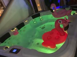 Loft 11 personnes Sauna Jacuzzi，位于穆斯克龙的酒店