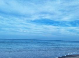 The Corner Hostel，位于普拉亚布兰卡的青旅