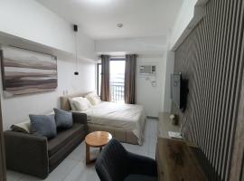 Arc Tower Condominiums by Rhen，位于宿务的酒店