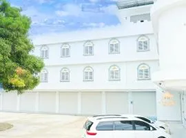 snowwhite castle hotel