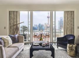 上海半岛酒店，位于上海的酒店