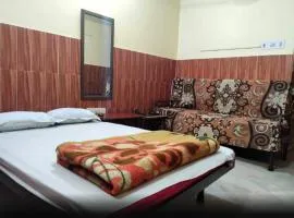 HOTEL SAVITRI Near Shree Baba Baidyanath Temple