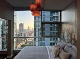 2Bed DT-Mountain & Skyline Views- Colours 1st-BMO