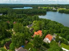 Domek Kamień - z tarasem, z kominkiem i altaną grillową - TOP lokalizacja przy jeziorze