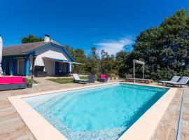 L'Azuré de Monein，位于莫南的酒店