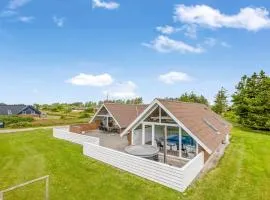 Holiday Home Tuomi - 900m from the sea by Interhome