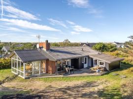 Holiday Home Shalez - from the sea by Interhome，位于比耶勒高的酒店