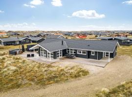 Holiday Home Tola - 450m from the sea by Interhome，位于比耶勒高的酒店