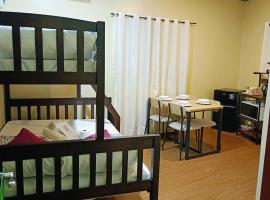 Dexter John's Guesthouse，位于Agus的酒店