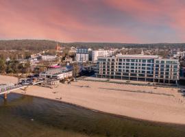 Baltic View Resort & SPA, a member of Radisson Individuals，位于米兹多洛杰的酒店