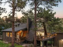 Beautiful A Frame Near Hiking And Red Rocks And Evergreen