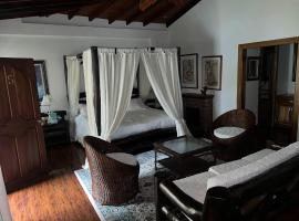 Casablanca Hotel Boutique Salamina，位于Salamina的酒店