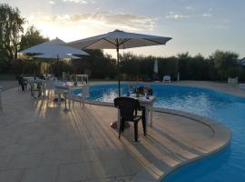 Ristorante Antonio e Davide，位于Bellante的酒店