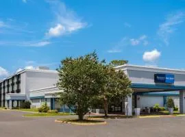 Baymont by Wyndham Williamsburg I-64