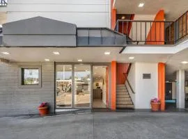 La Luna Inn, an Ascend Collection Hotel