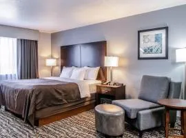 洪堡湾克拉里昂酒店