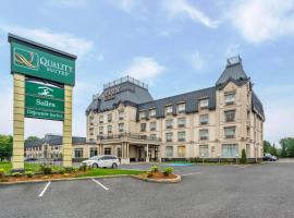 德拉蒙德维尔品质套房酒店，位于德拉蒙德维尔的酒店