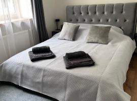 Modern Seaside apartment - Elkonu street residence，位于利耶帕亚的酒店